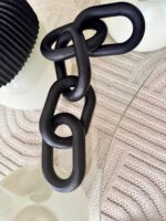 Matte Black Link Sculpture – Decorative Chain