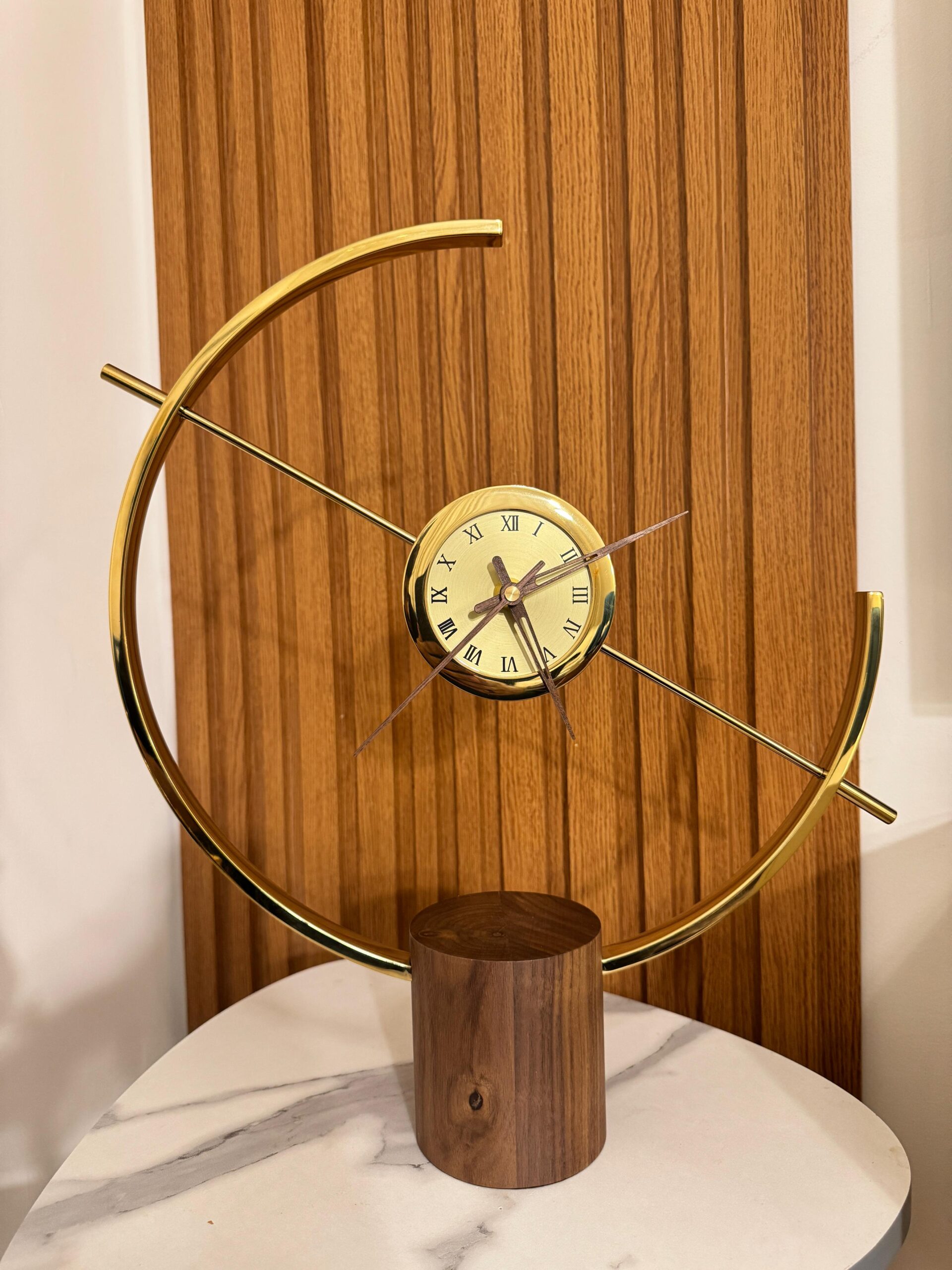 WhatsApp Image 2025-07-28 at 03.57.18_4333cf99 Golden Arc Desk Clock – Wood Base - Image 1
